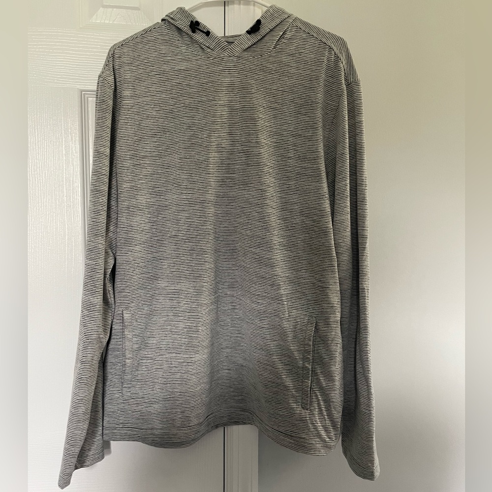 Men’s Algo Performance Hoodie size large